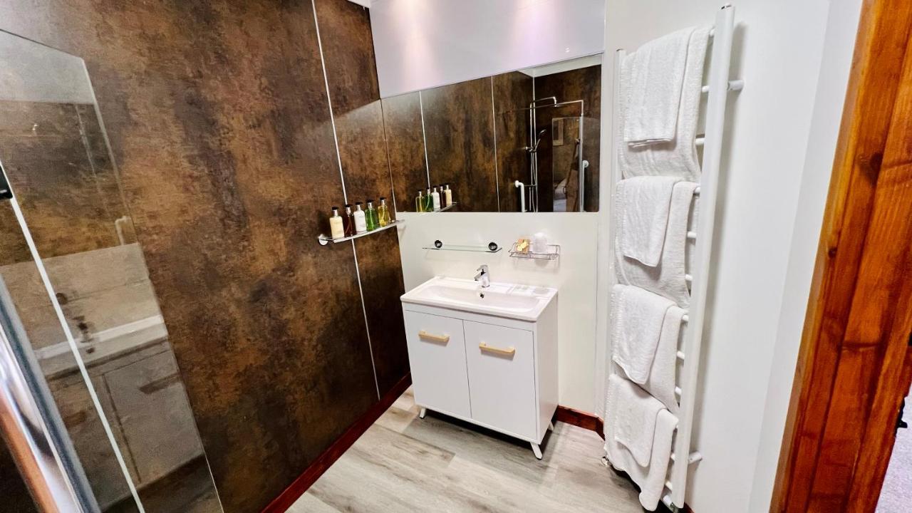 Aultguish Inn Garve Ngoại thất bức ảnh