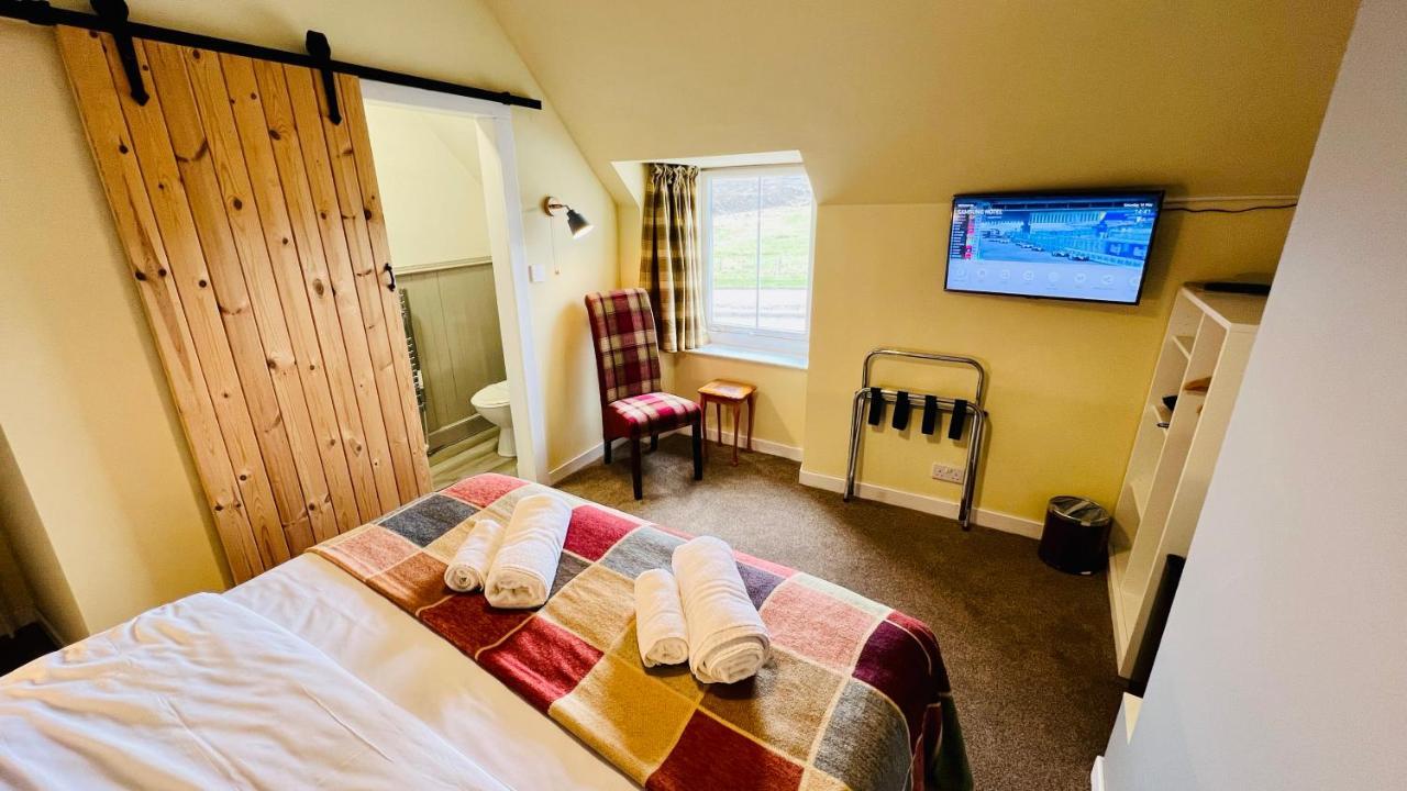 Aultguish Inn Garve Ngoại thất bức ảnh
