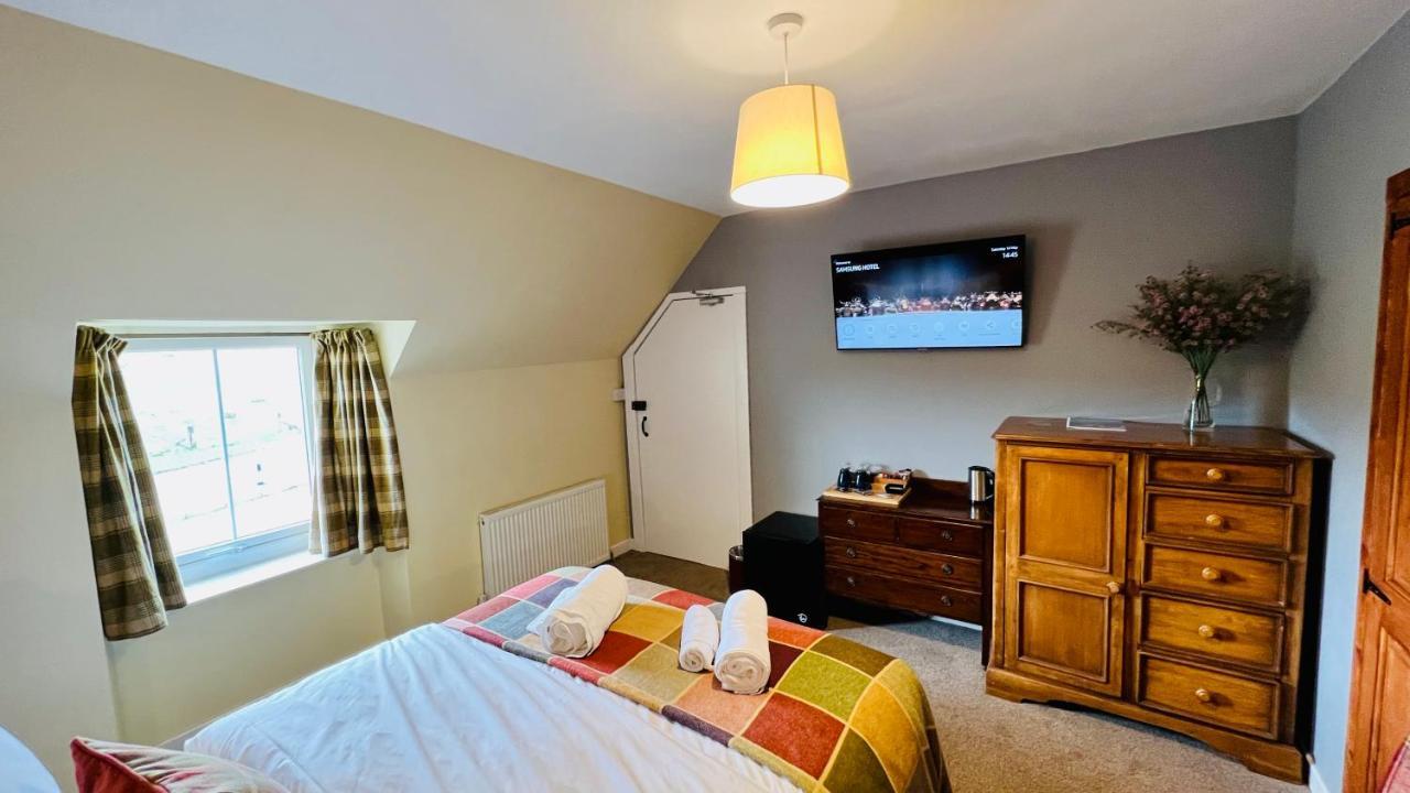 Aultguish Inn Garve Ngoại thất bức ảnh